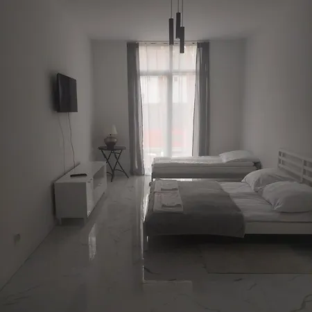 Nogalin Hotel apartamentowy *