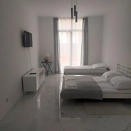 Nogalin Apartahotel