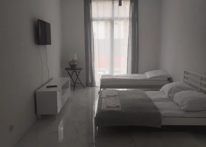 Nogalin Hotel apartamentowy 3*