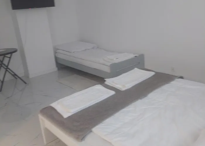 Nogalin 3* Józefów